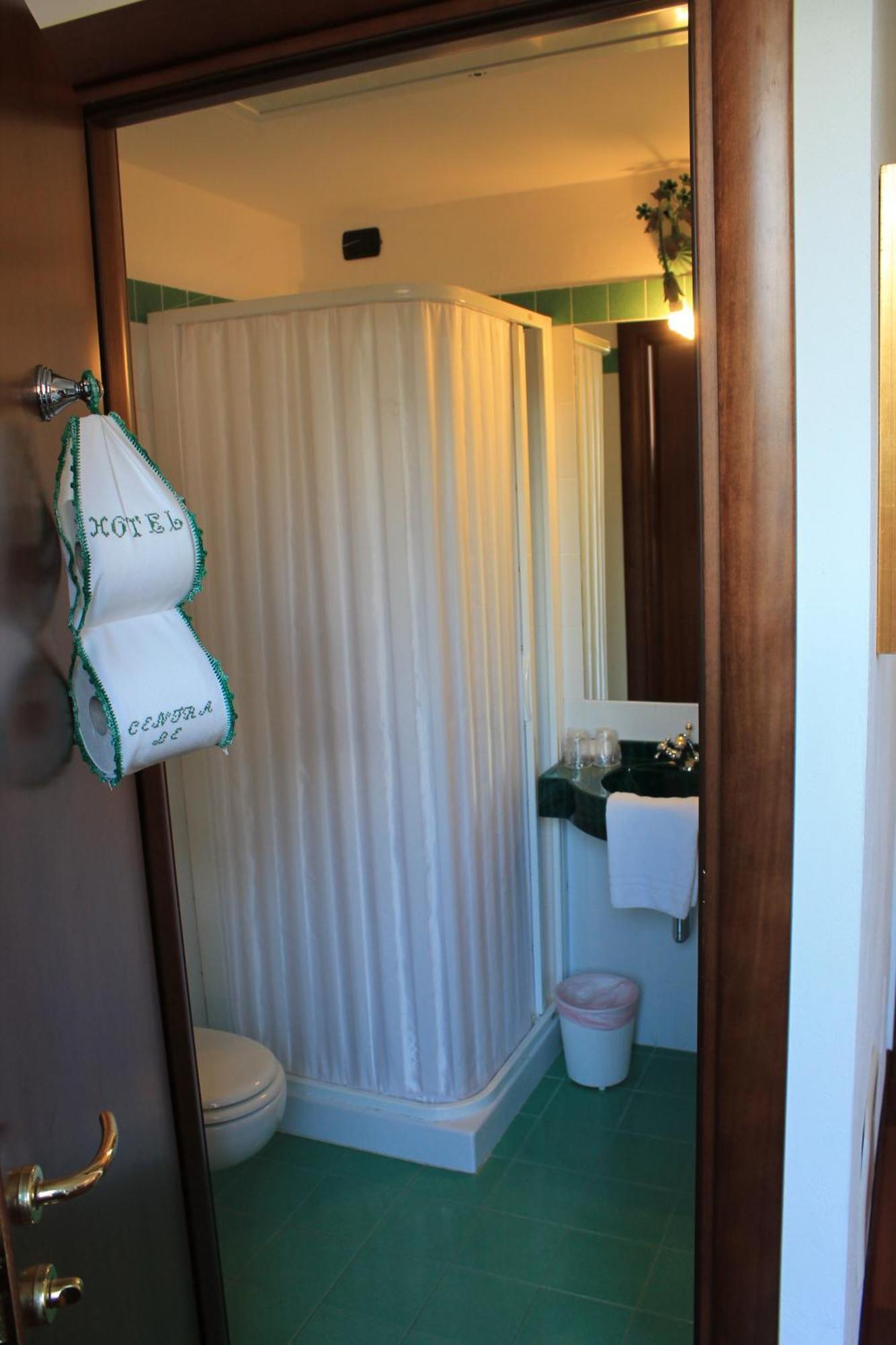 Hotel Centrale Bellagio Szoba fotó