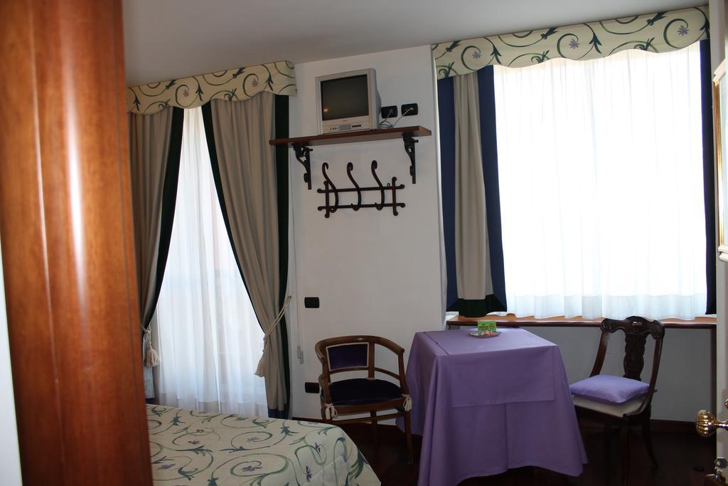Hotel Centrale Bellagio Kültér fotó